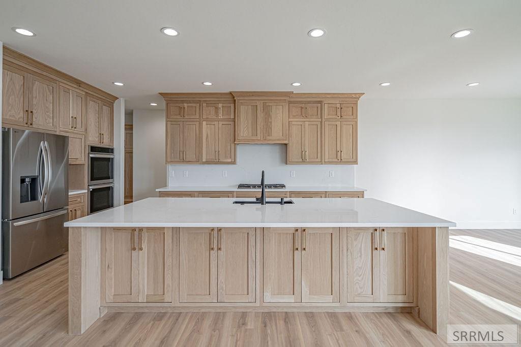 430 Saddle Rock Lane