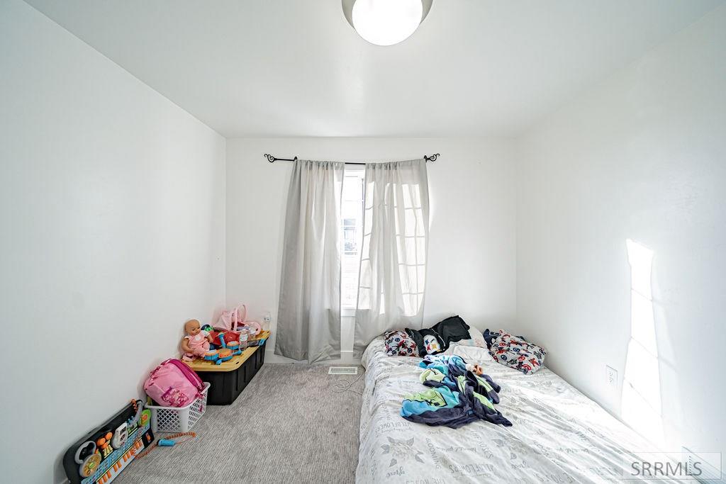 4156 N Ventura Avenue