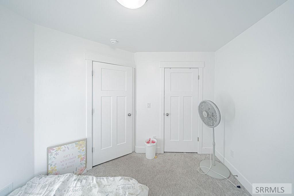 4156 N Ventura Avenue