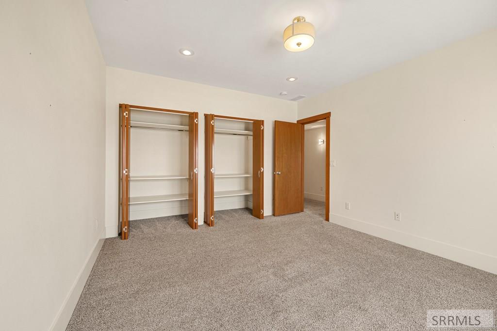 5032 Powerhouse Drive