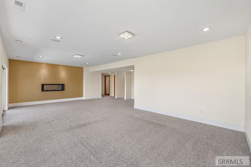 5032 Powerhouse Drive