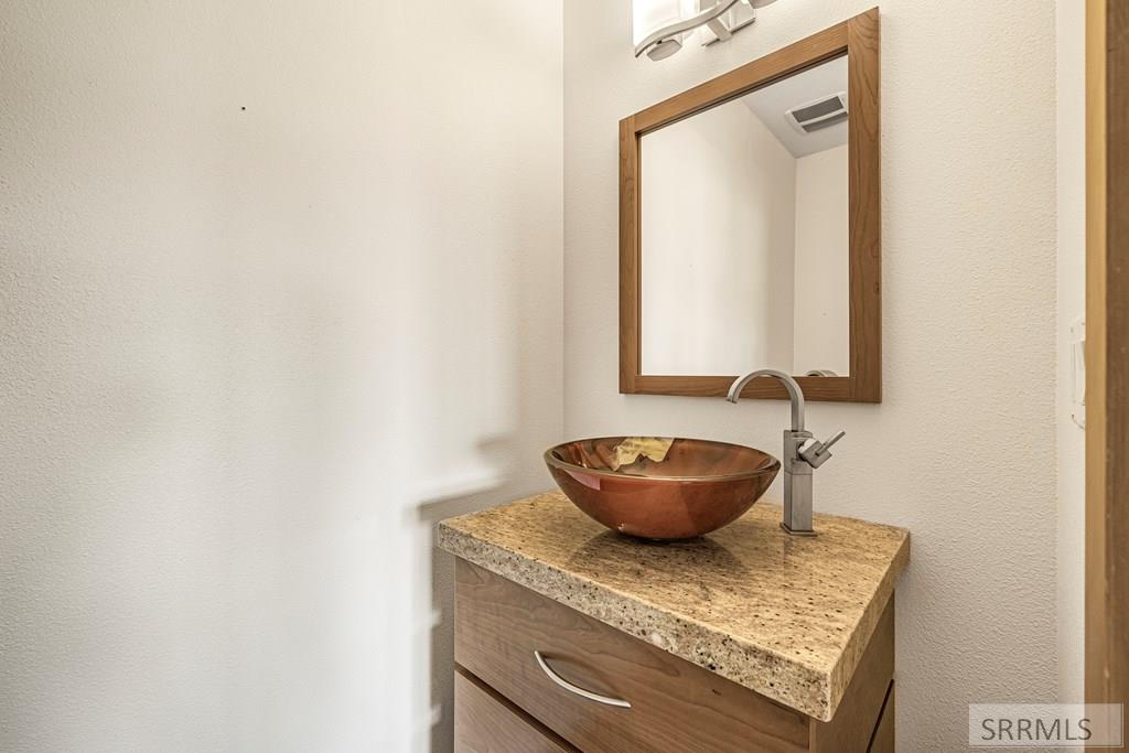 5032 Powerhouse Drive