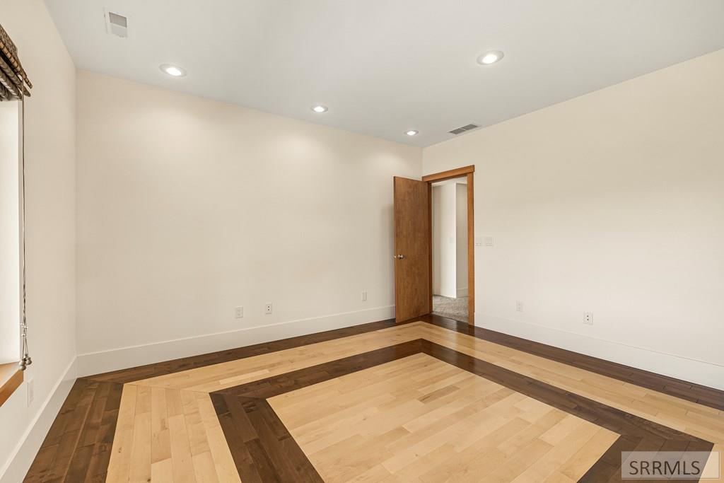 5032 Powerhouse Drive