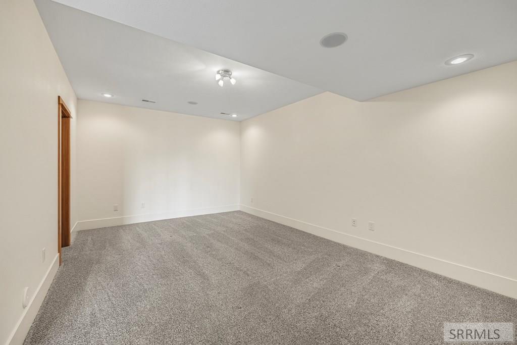 5032 Powerhouse Drive