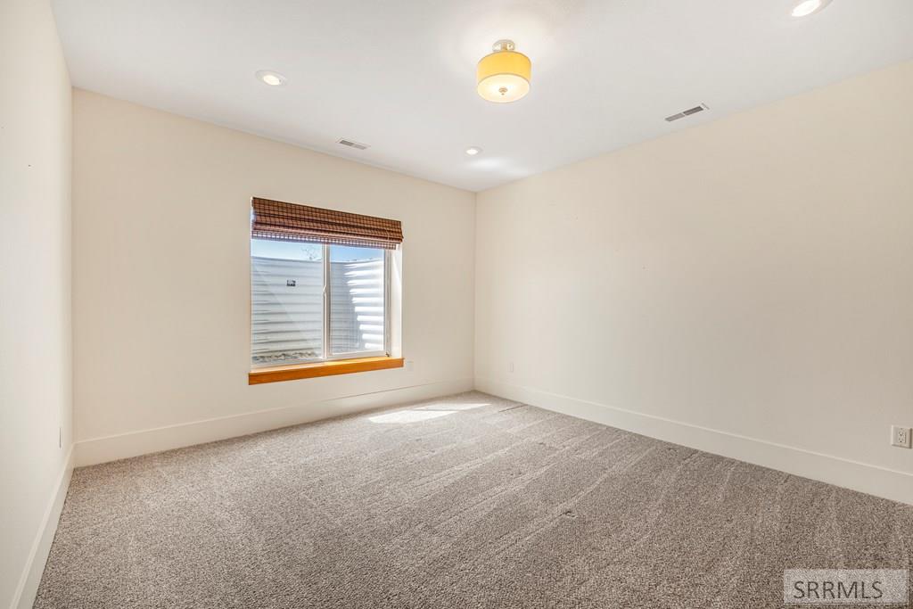 5032 Powerhouse Drive