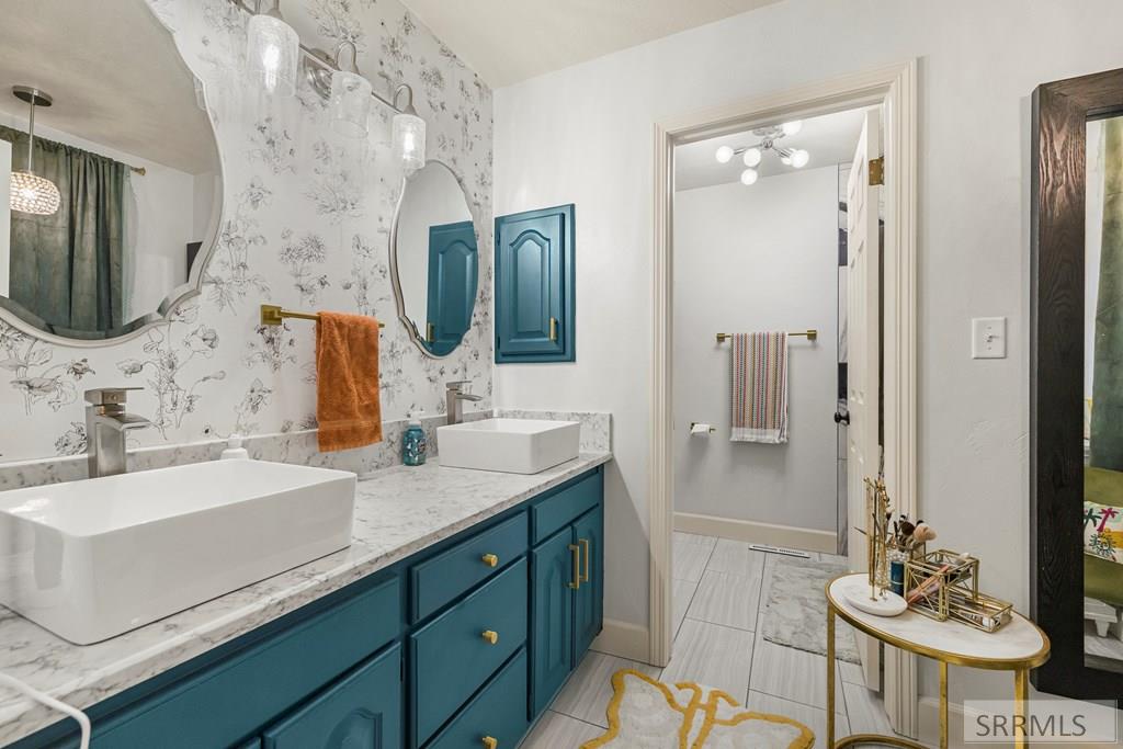 3602 Cobblestone Lane