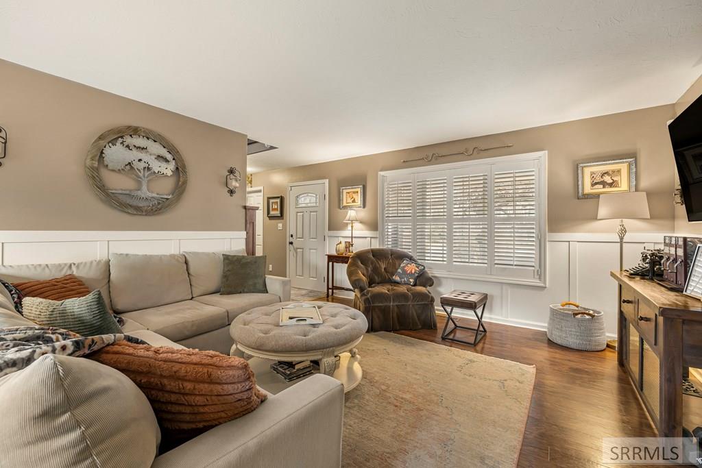 3602 Cobblestone Lane