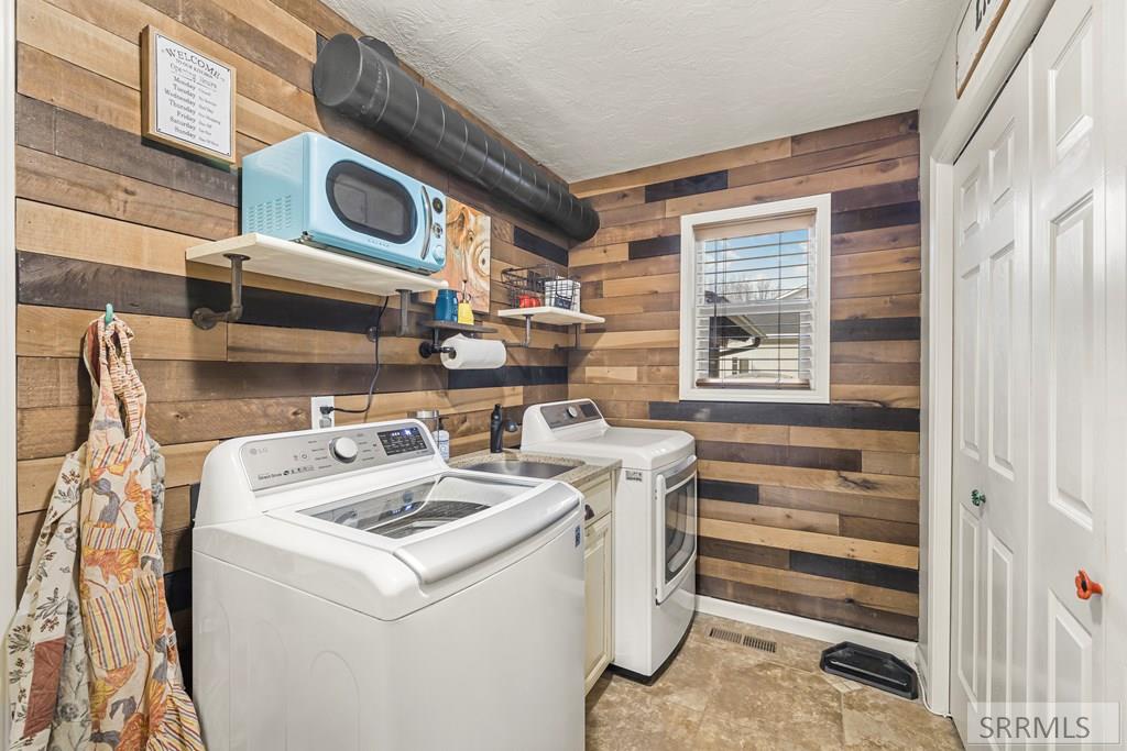 3602 Cobblestone Lane