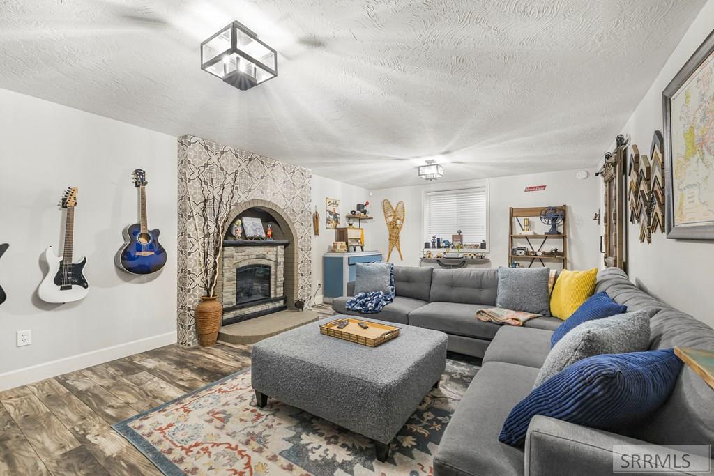 3602 Cobblestone Lane