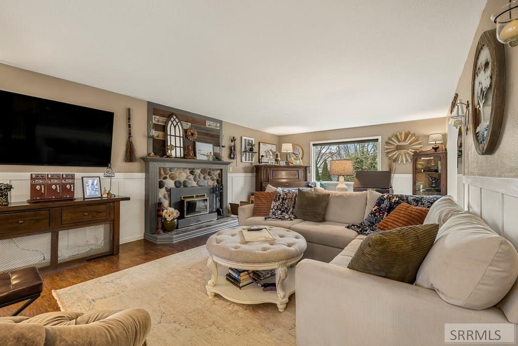 3602 Cobblestone Lane