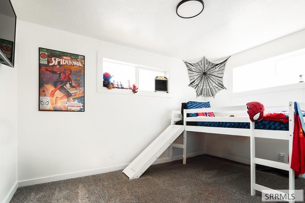 1045 SE Bonneville Drive