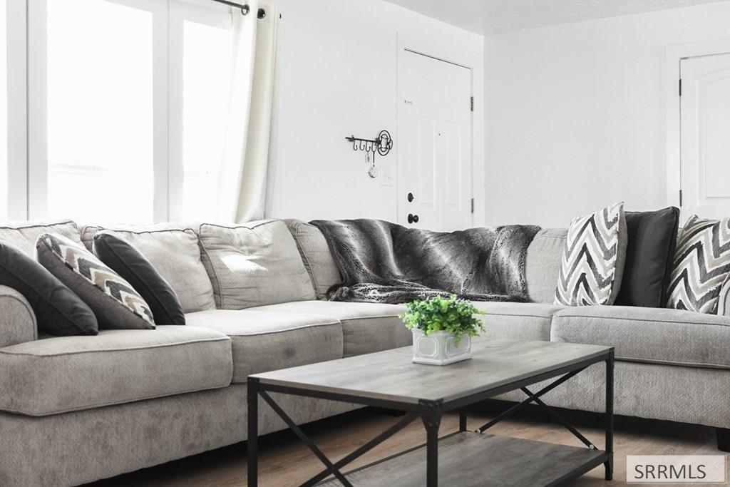 1045 SE Bonneville Drive