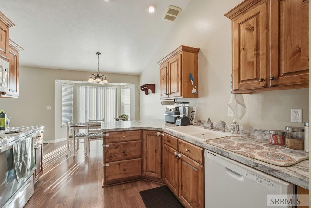 1202 S Ashland Drive