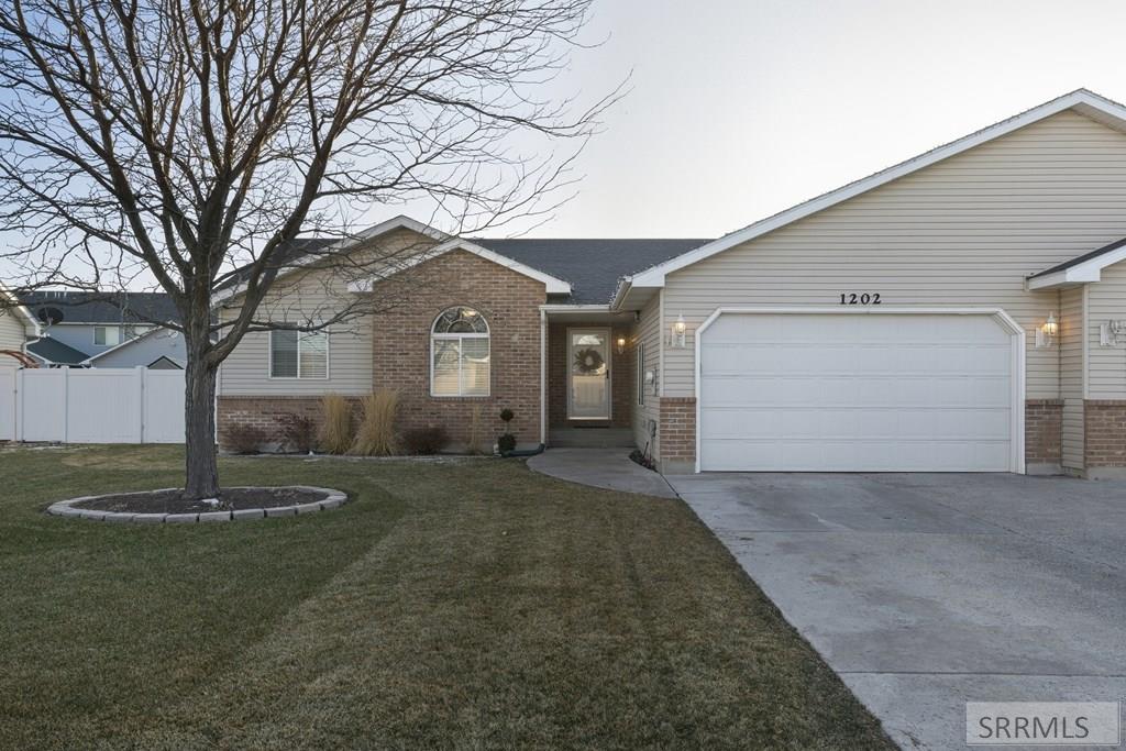 1202 S Ashland Drive