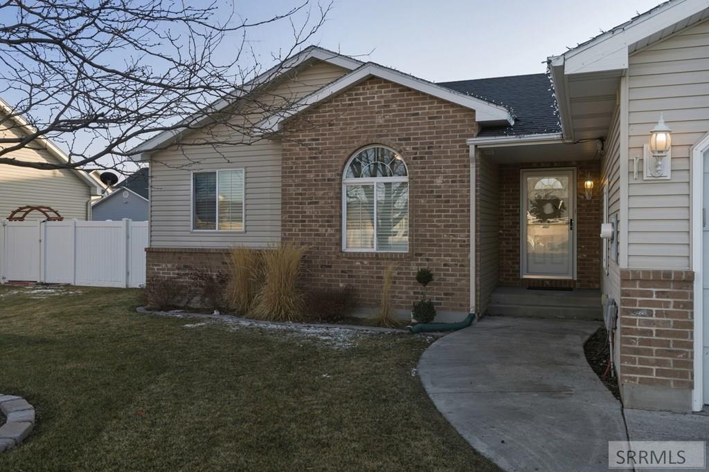 1202 S Ashland Drive