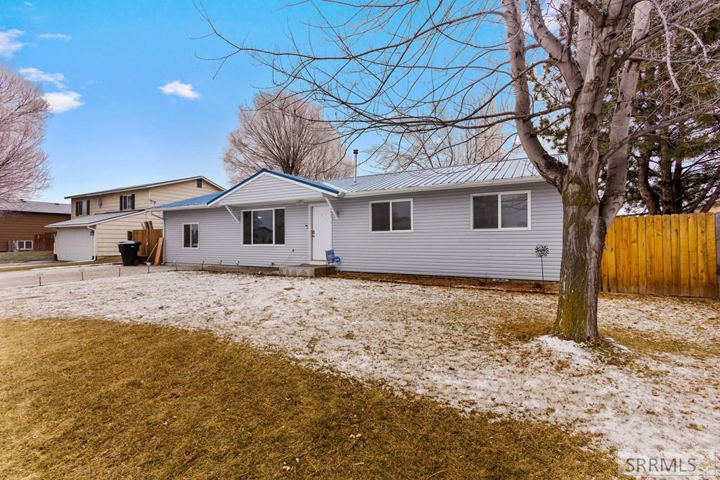 230 Meadowlark Drive