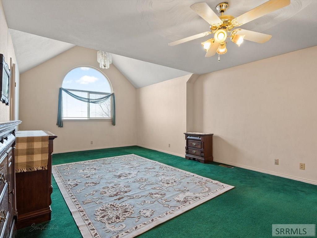 12568 N Hawthorne Road