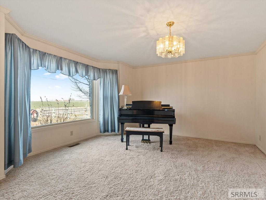 12568 N Hawthorne Road