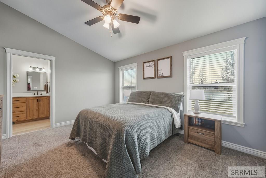 5317 E Buchanan Avenue