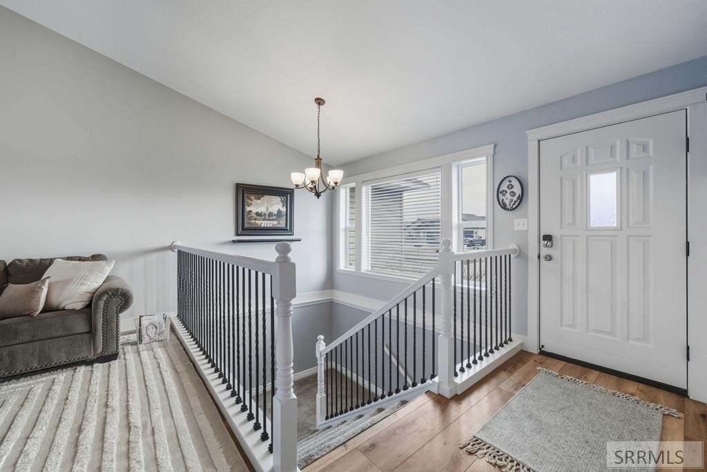 5317 E Buchanan Avenue