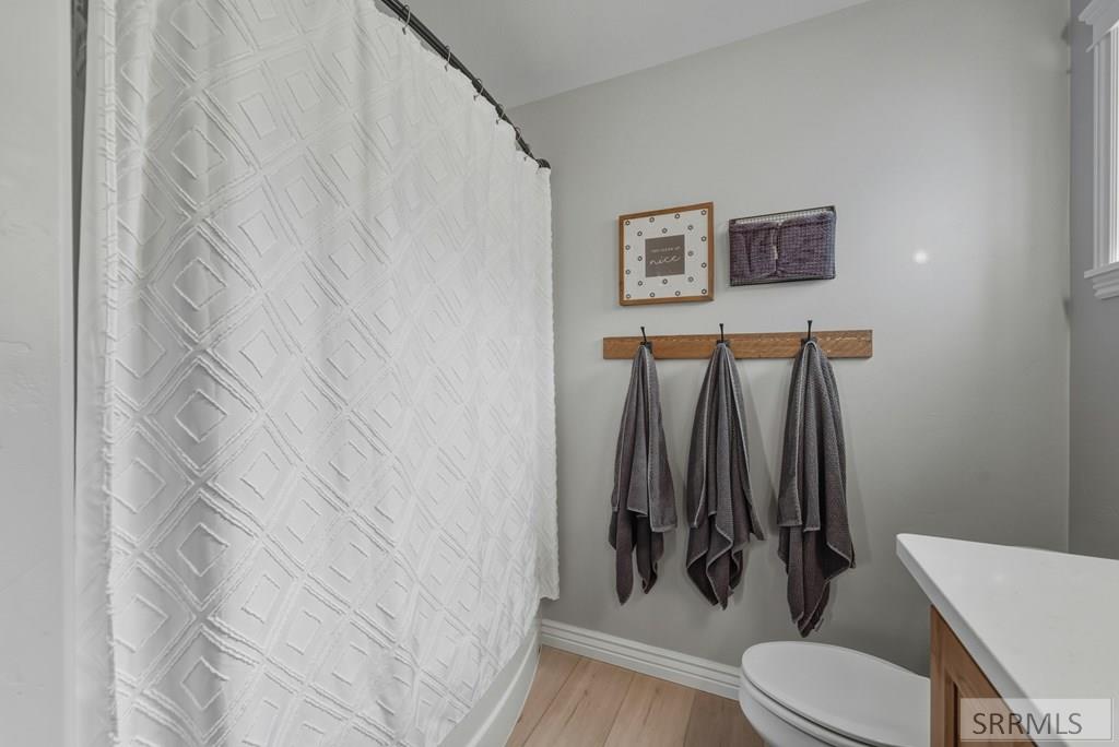 5317 E Buchanan Avenue