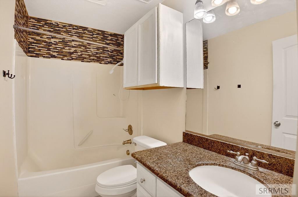 5225 S Thunder Drive