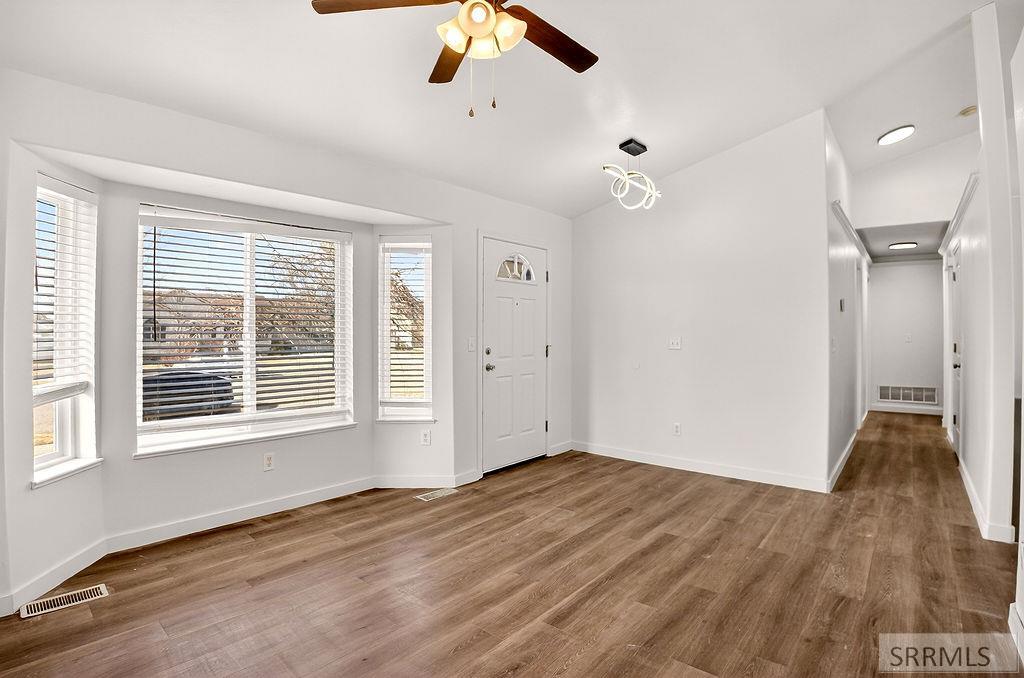 5225 S Thunder Drive