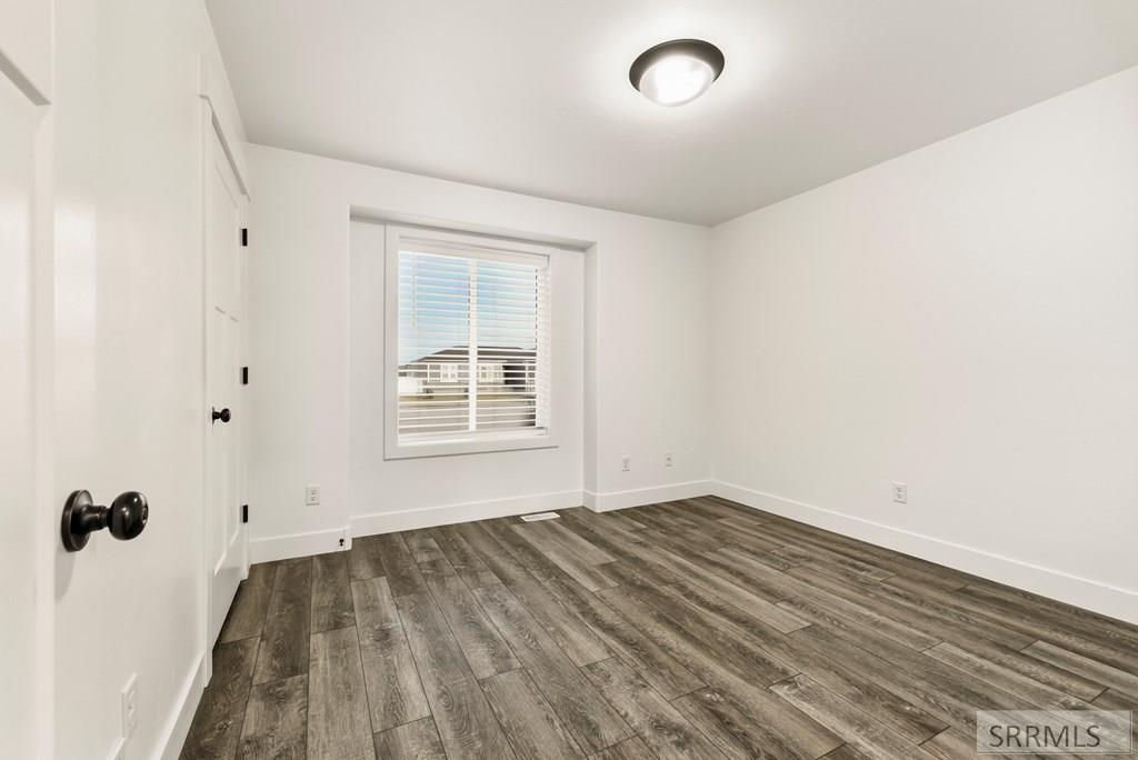 4019 N Baldwin Avenue