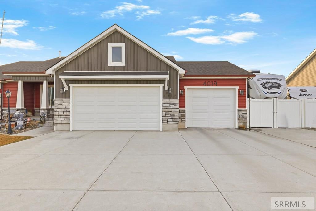 4019 N Baldwin Avenue