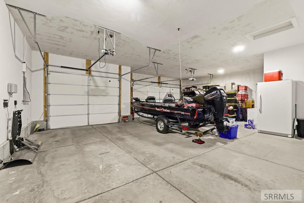 4019 N Baldwin Avenue