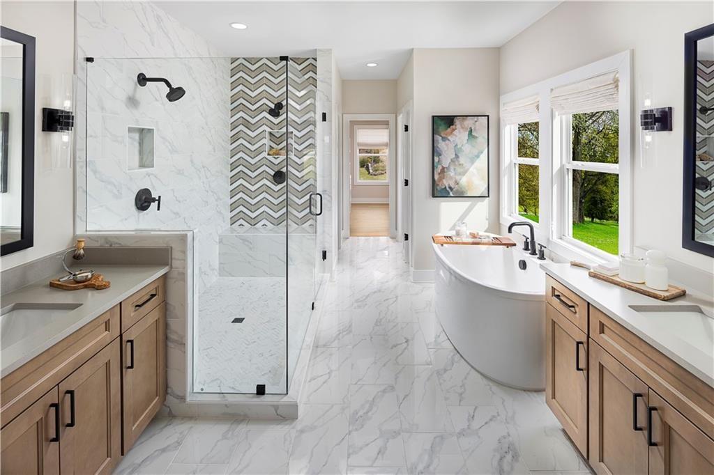 6430 Pond View Drive