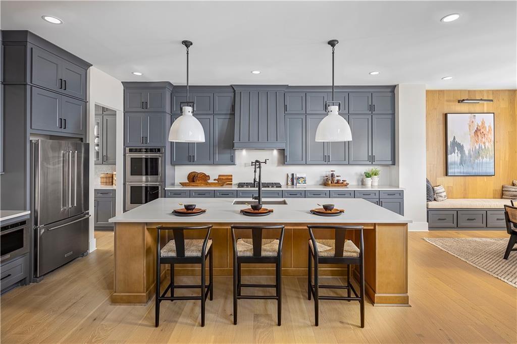 6430 Pond View Drive