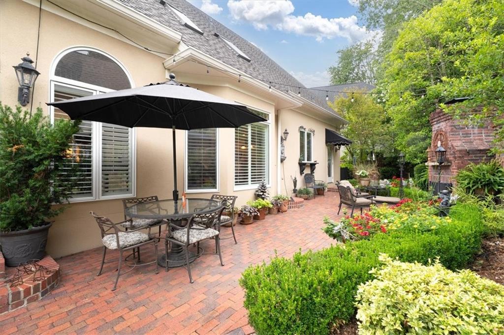 5284 Brookelake Drive