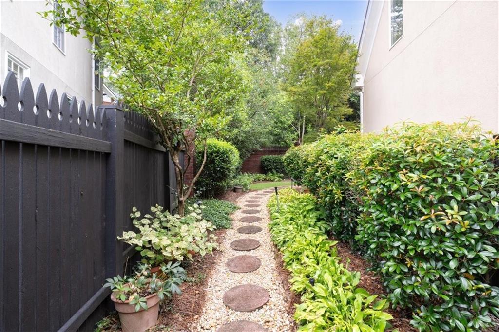 5284 Brookelake Drive