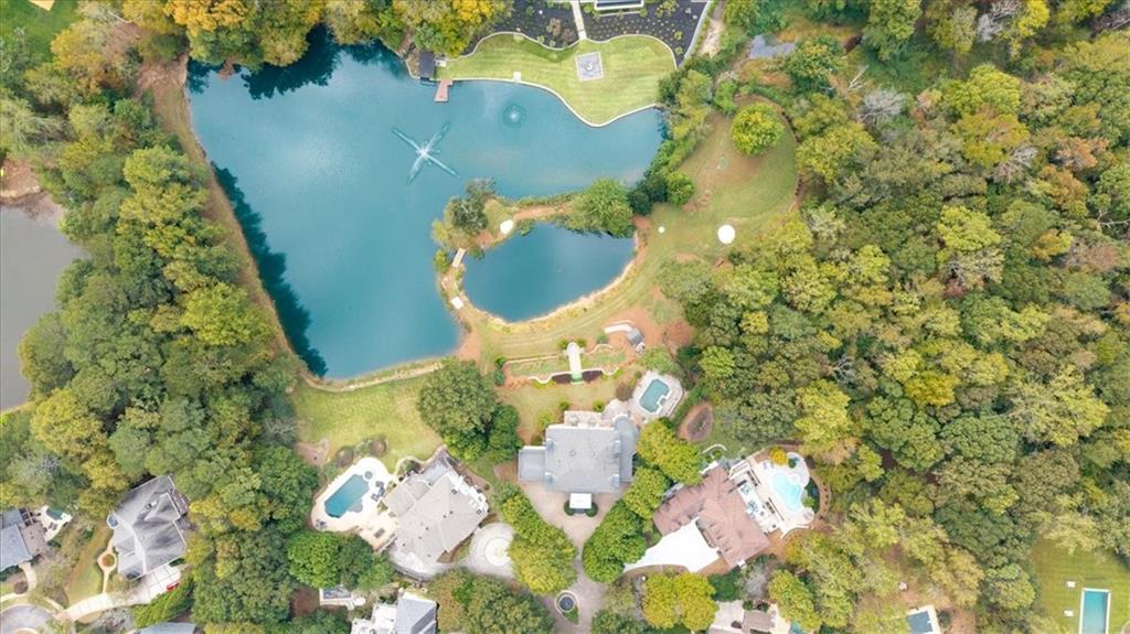 745 Brookwoods Trace