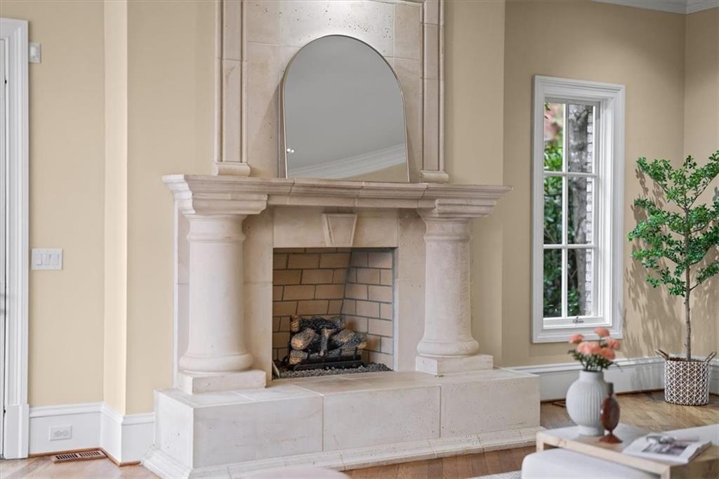 745 Brookwoods Trace