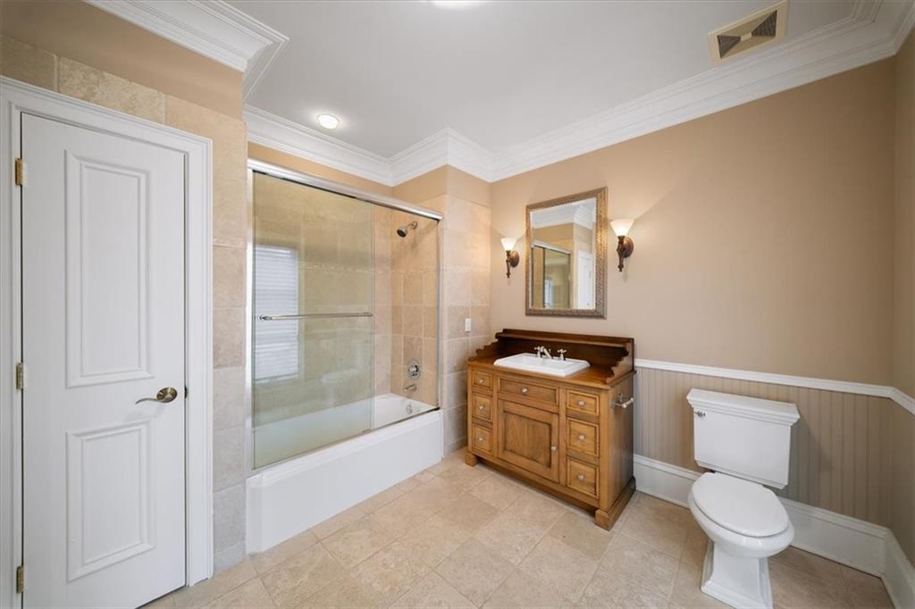 745 Brookwoods Trace