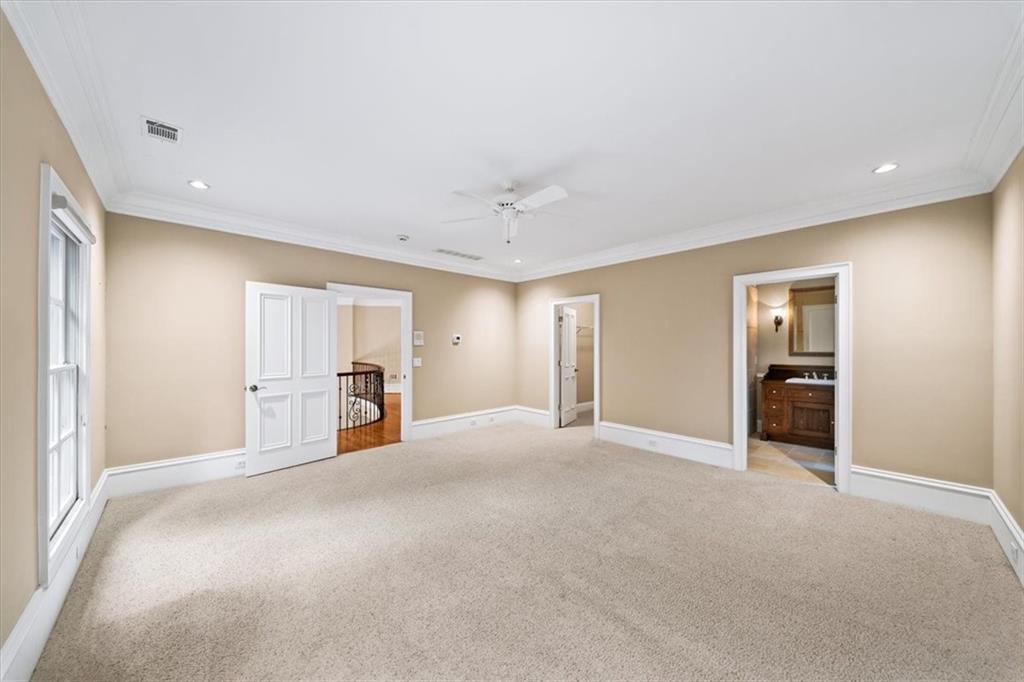 745 Brookwoods Trace