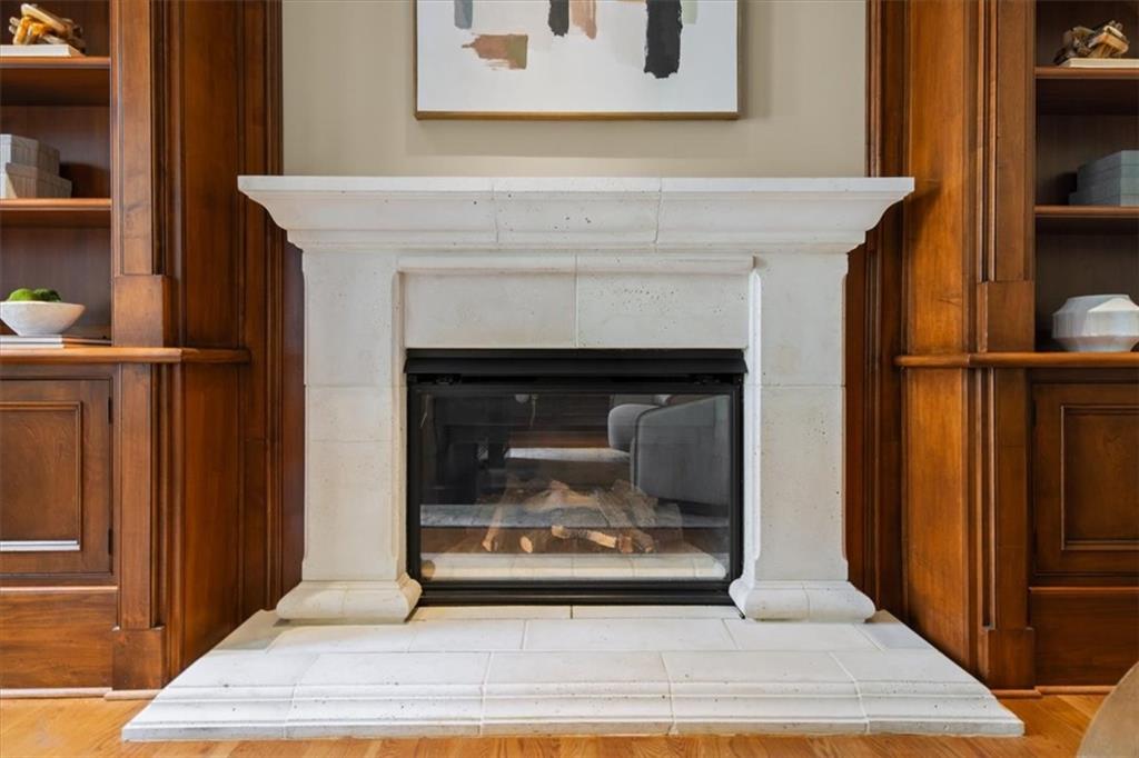 745 Brookwoods Trace