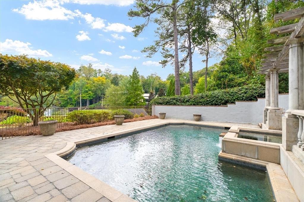 745 Brookwoods Trace