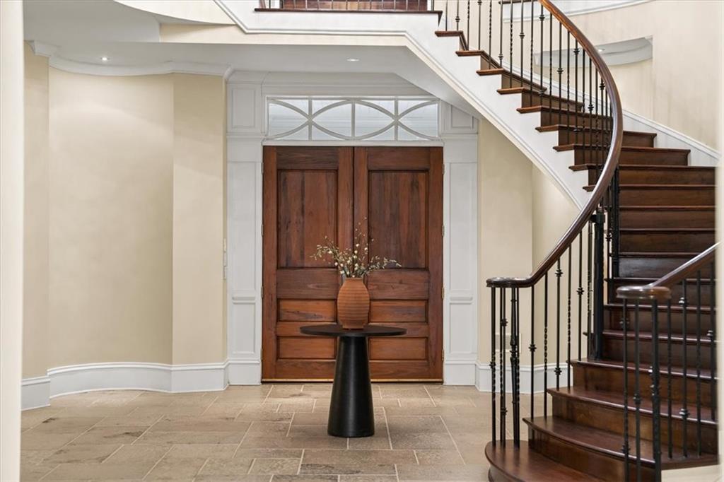 745 Brookwoods Trace