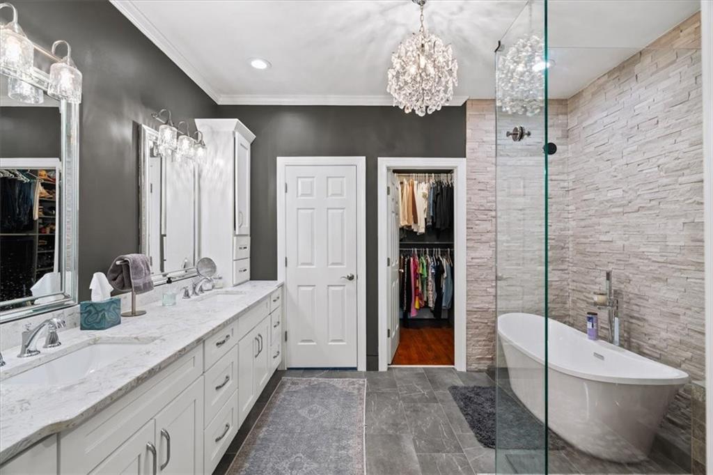 2606 Brookhaven Chase Lane NE