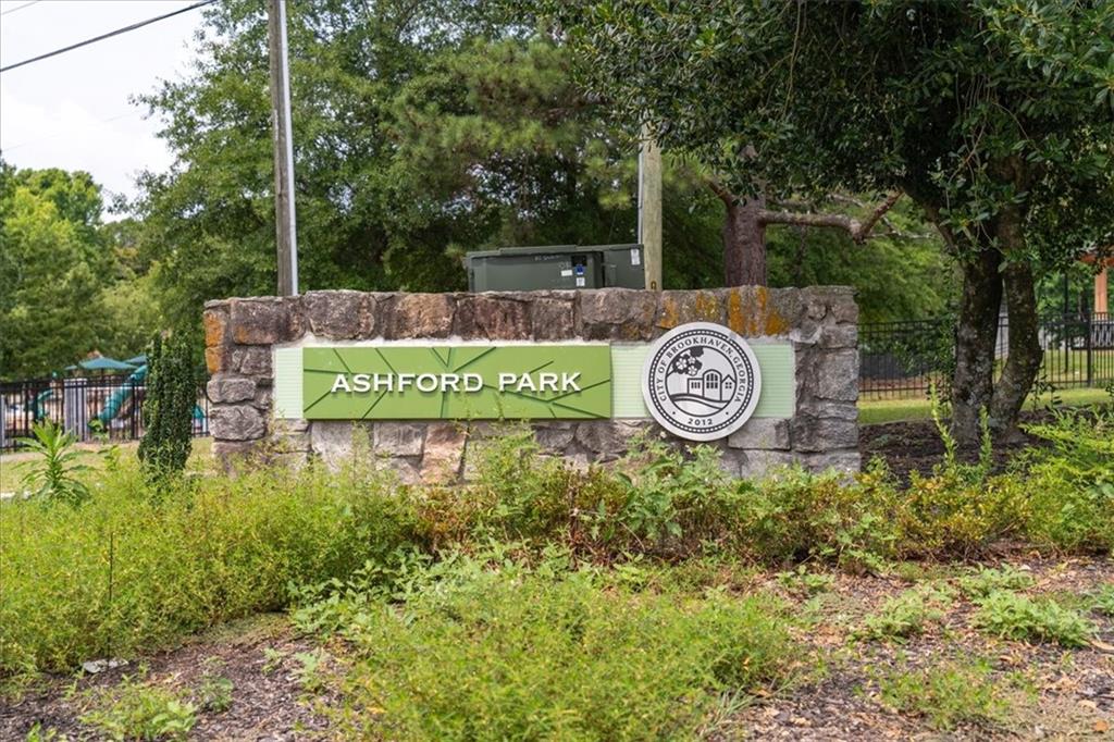 2606 Brookhaven Chase Lane NE