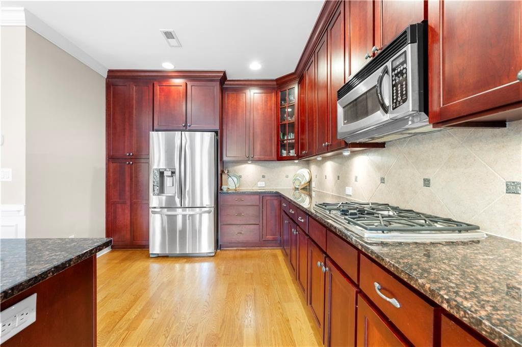 2252 Edgartown Lane SE Unit 2
