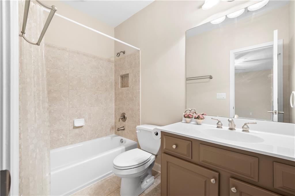 2252 Edgartown Lane SE Unit 2