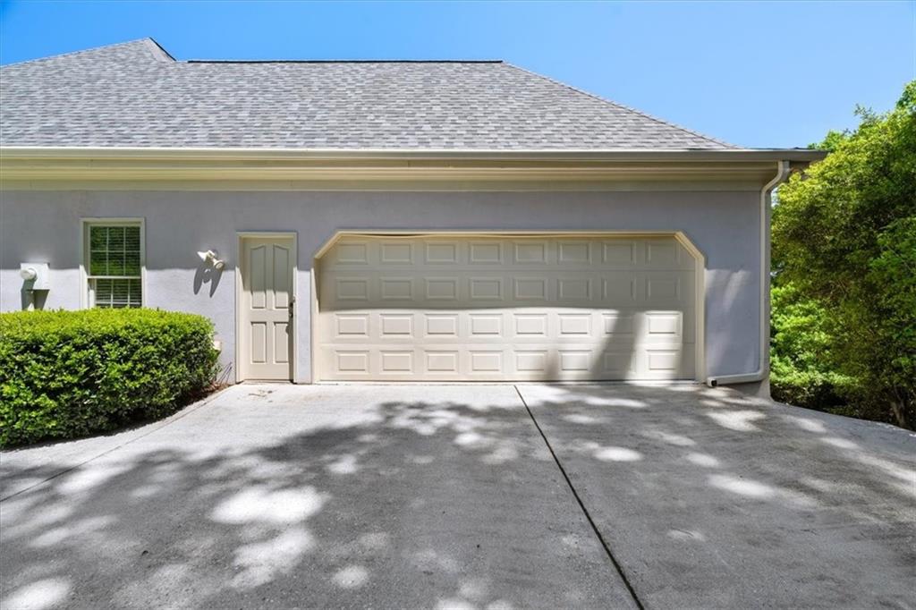 7805 N Spalding Lake Drive