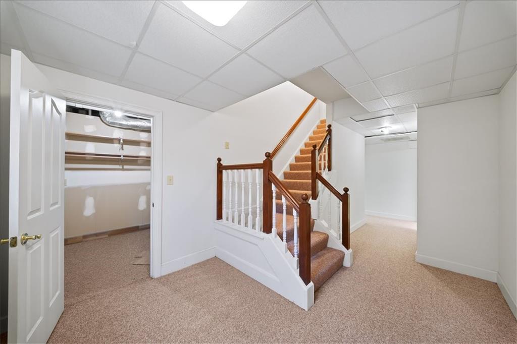 7805 N Spalding Lake Drive