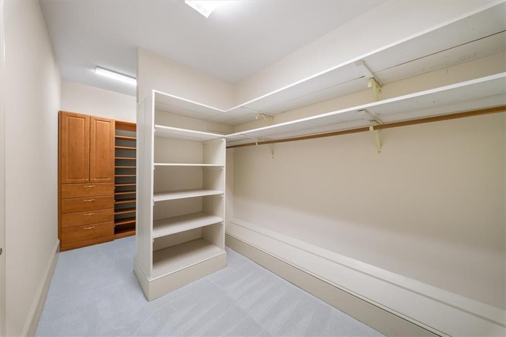 7805 N Spalding Lake Drive