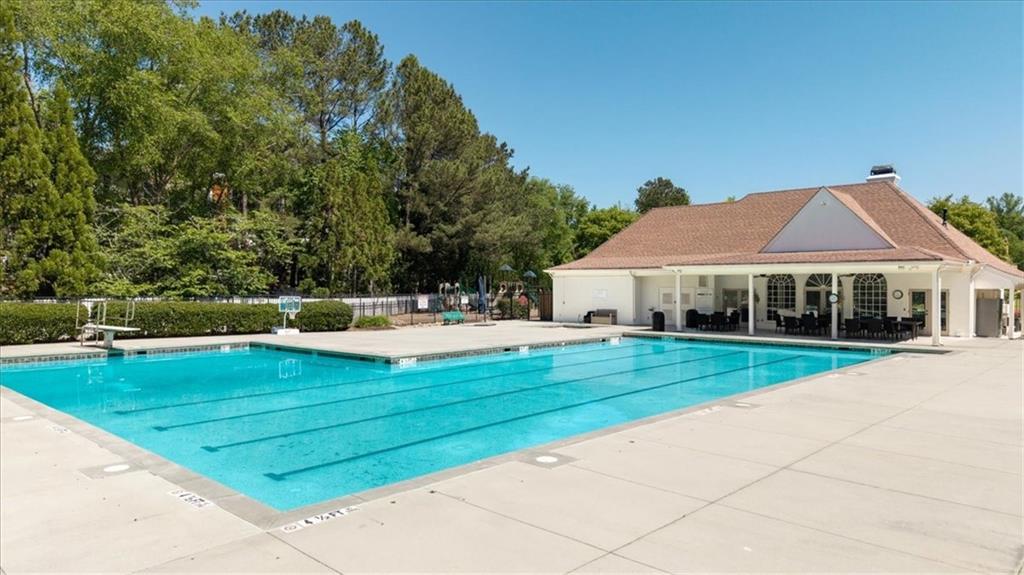 7805 N Spalding Lake Drive