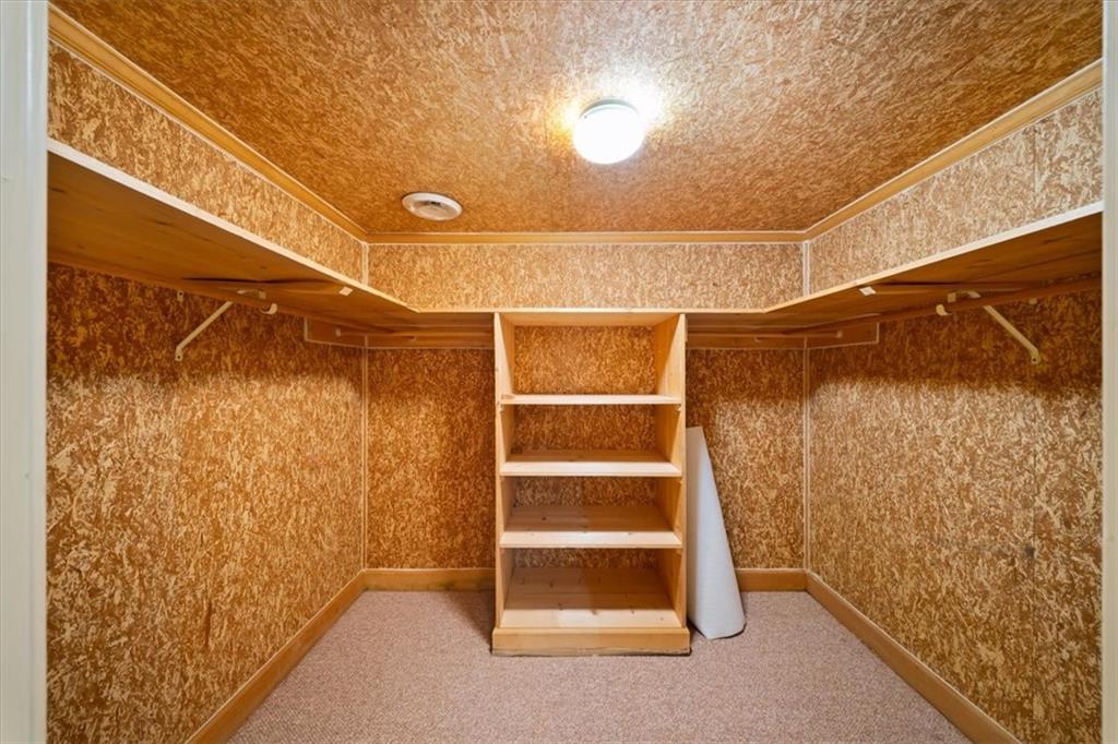 7805 N Spalding Lake Drive